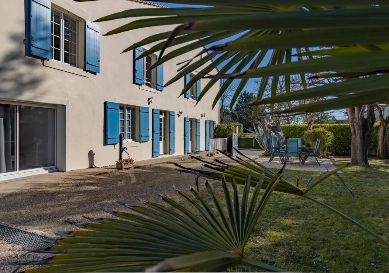 Chambres Et Gites Les Deux Chenes Pres De Bergerac Le Fleix Exterior photo